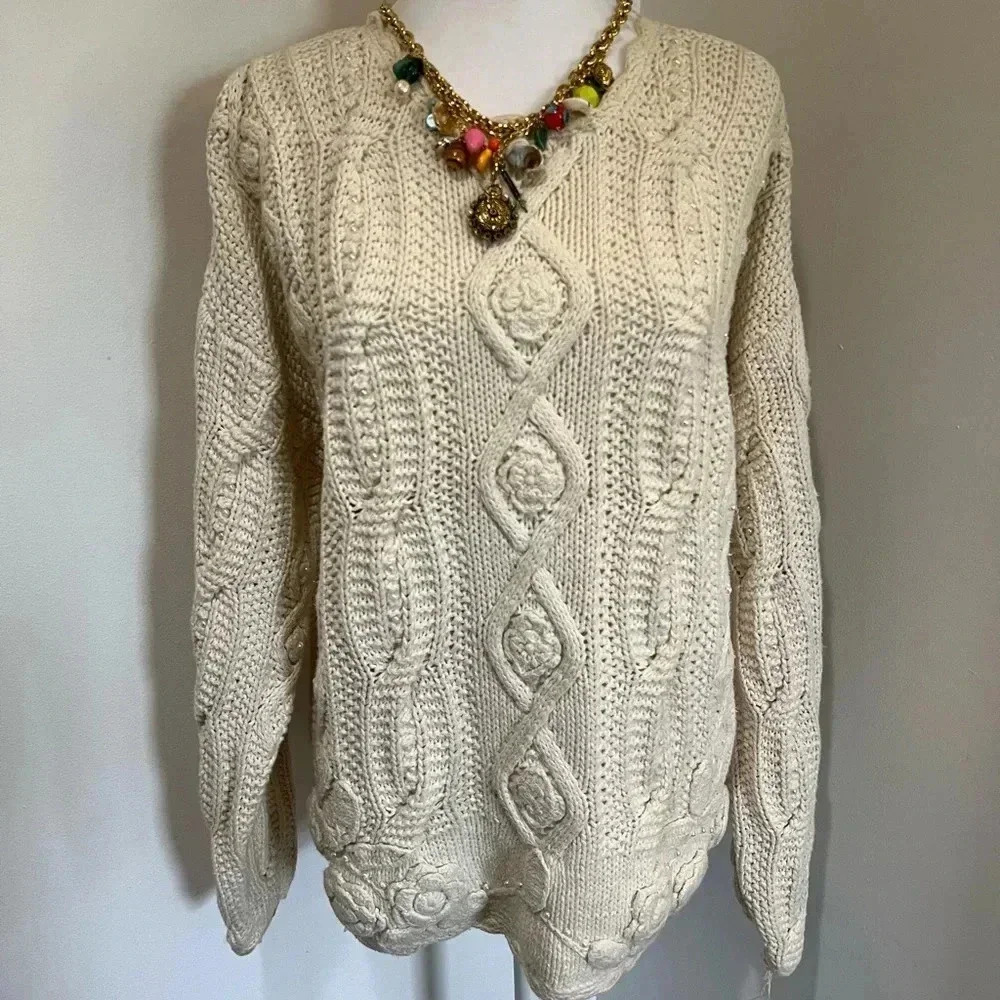 Vintage Cable Knit Floral Sweater -Size L